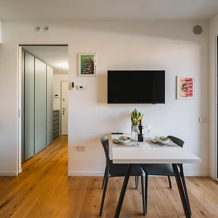Navigli Cozy Design Studio With Balcony Milan Exterior photo